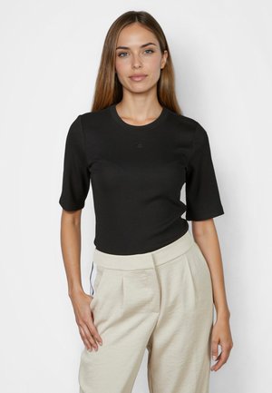 Marc Aurel, Basic T-shirt - black