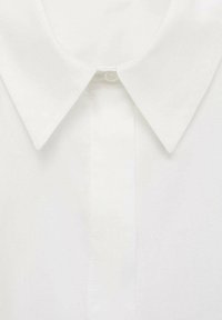 Mango Bluza s gumbima - off-white