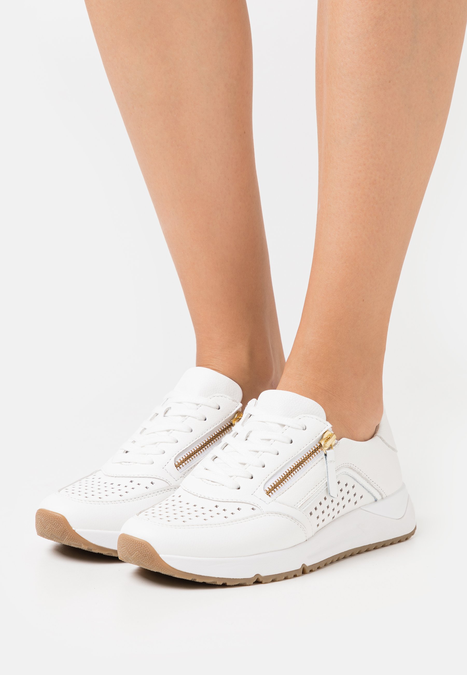 Gabor Comfort Sneakers laag - weiß/gold/wit - Zalando.nl