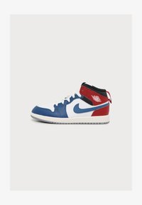 Δεν επιλέχθηκε, true blue/summit white/varsity red/black/cement grey
