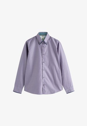 Langärmliges Hemd mit Knopfleiste in Helllila mit strukturiertem Muster, kontrastierenden dunkelblauen Akzenten an Kragen und Manschetten sowie vorderer Knopfverschluss.