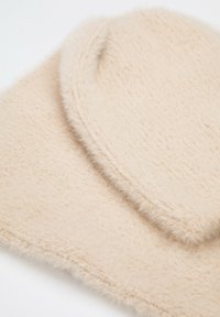 WITTCHEN SET - Scaldacollo - beige