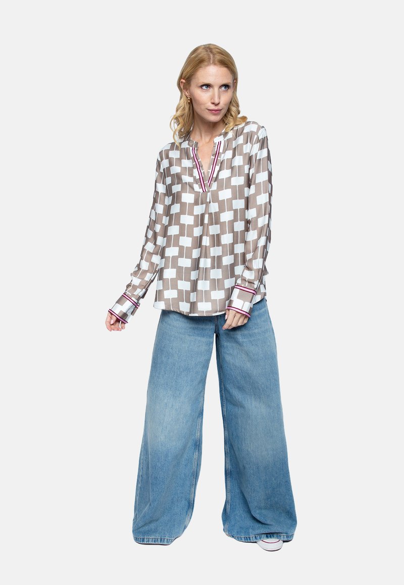 Emily van den Bergh Bluse - white taupe geometric
