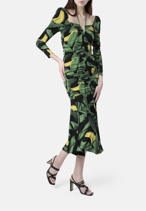 L37 Sandały na obcasie