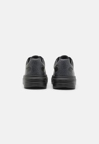 Guess ELBA - Joggesko - black
