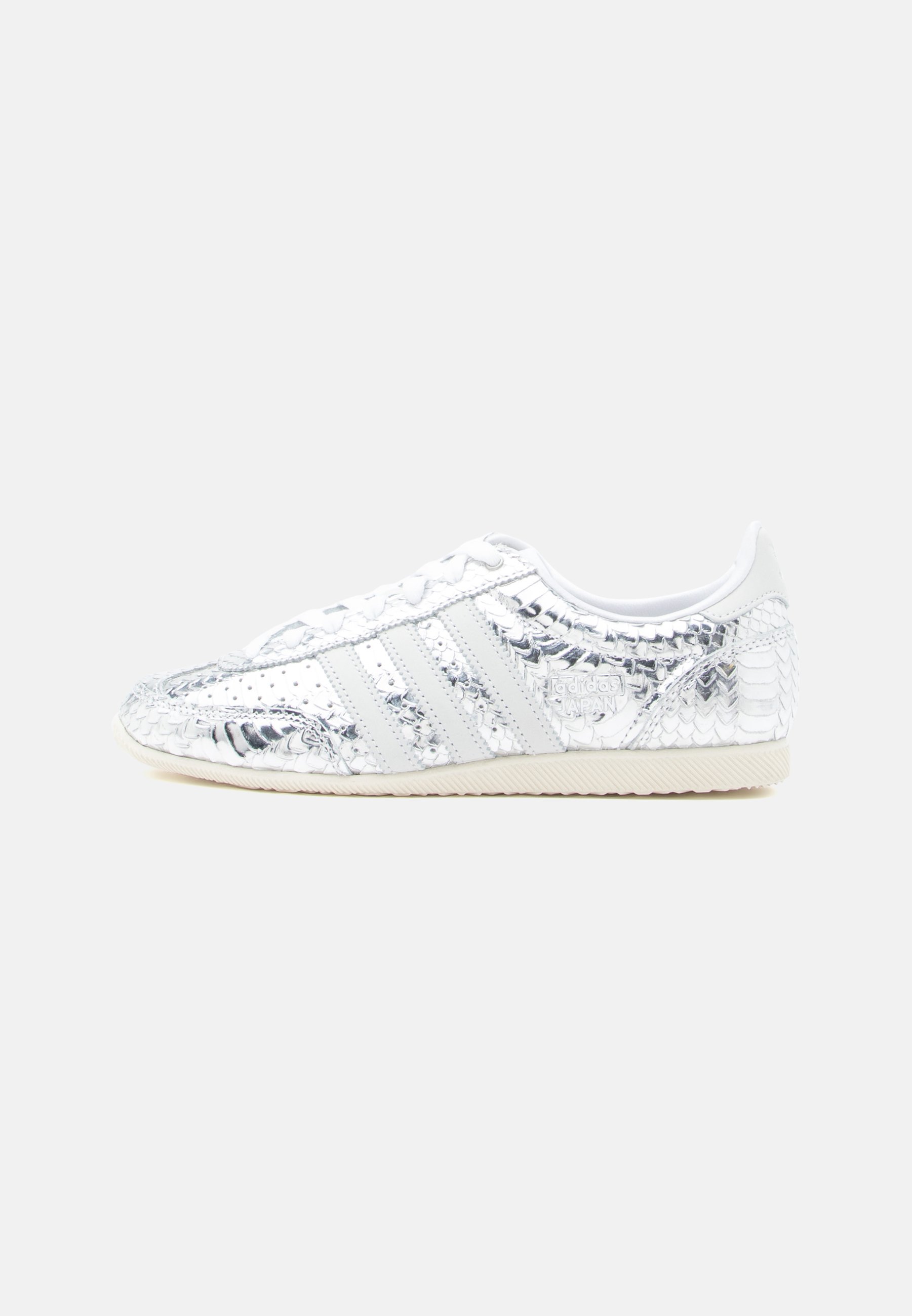 adidas Originals JAPAN - Trainers - silver-coloured metallic/footwear white/ silver-coloured - Zalando.ie