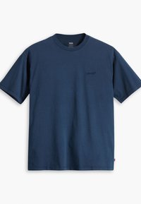 Marineblå bomulds T-shirt med korte ærmer, rund hals og et lille sort Levi's-logo på venstre bryst. Glat tekstur, standard pasform.