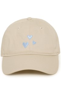 Bézs színű baseball sapka pamutból, az elején három világoskék hímzett szívvel. Szelvényi lyukakkal és állítható pánttal rendelkezik.