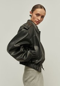 LA MANIA BERLIN - Nahkjakk - black