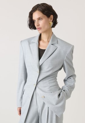 CHAN - Sako - grey