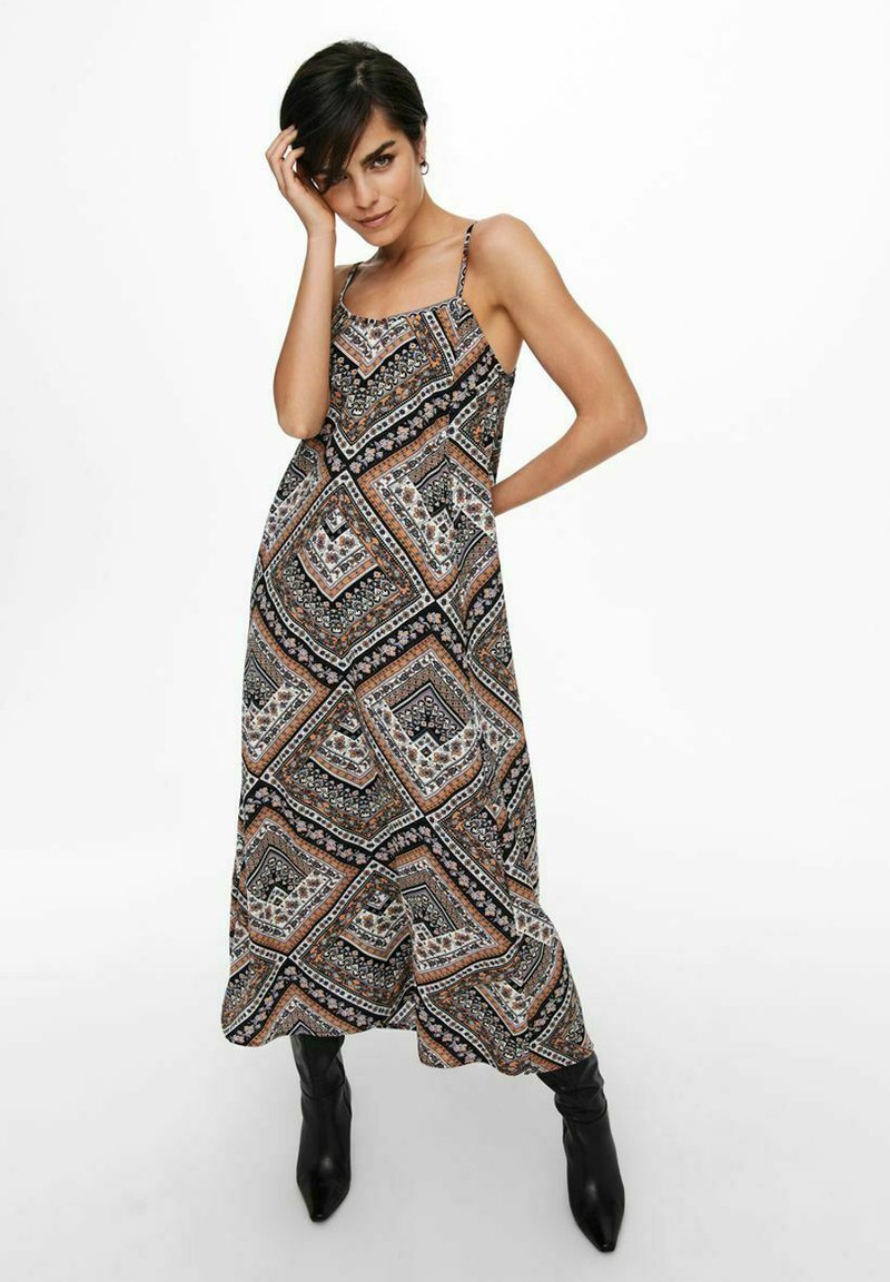 ONLY Robe longue black/noir chiné ZALANDO.FR