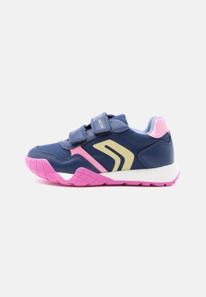 RANN E GIRL - Trainers - dark royal/pink