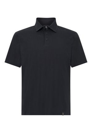 Polo noir à manches courtes, avec un col évasé, une patte de boutonnage à trois boutons et un petit logo en bas à gauche. Texture lisse.
