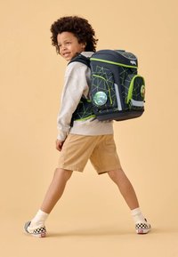 Ergobag Cubo Schulranzen-Set 5tlg KorallBär online kaufen