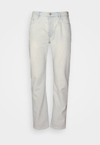 Jasnoniebieskie dżinsy, prosty krój, z przednimi kieszeniami i zapięciem na guzik. Charakteryzują się miękką teksturą i minimalistycznym designem.