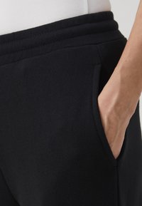 Even&Odd Trainingsbroek - black