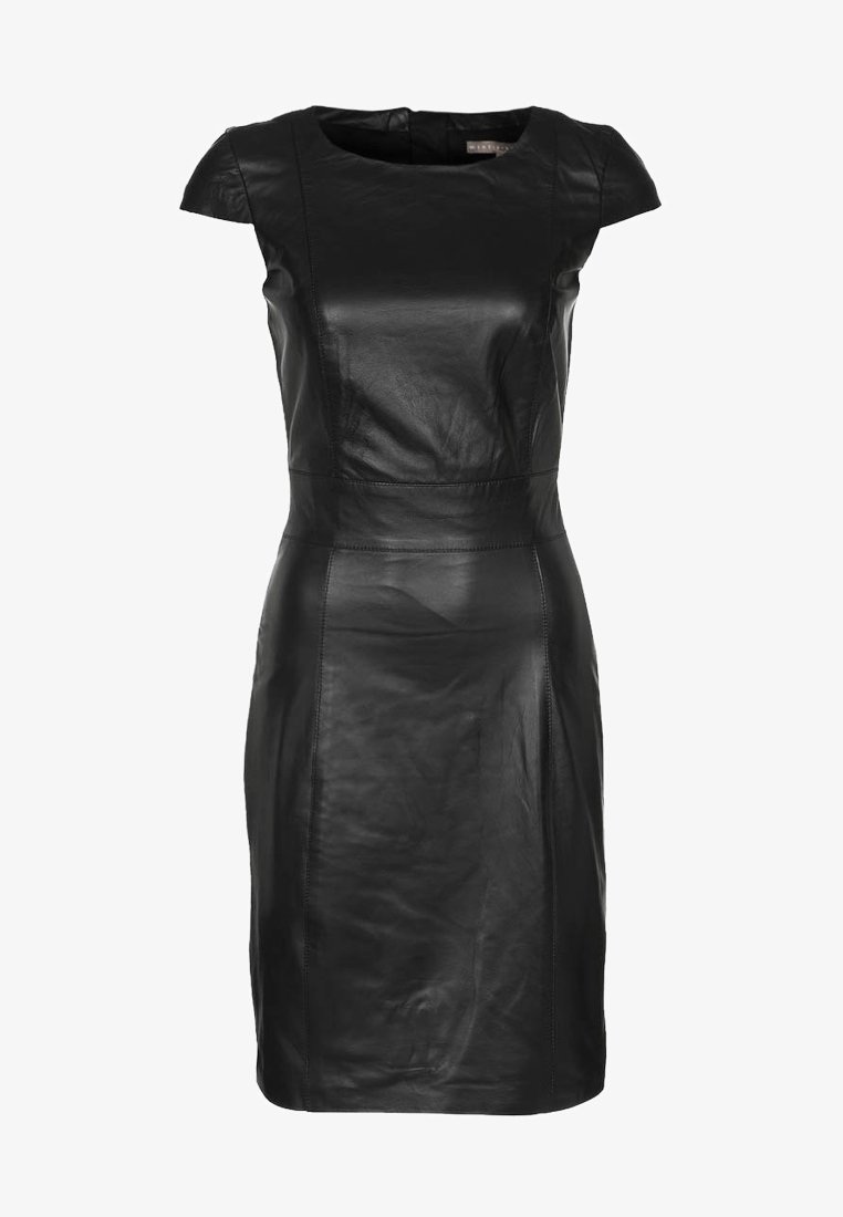 Robe en cuir noir avec une coupe ajustée, manches courtes style béret, encolure ronde et détails discrets de coutures. Texture lisse et silhouette élégante.