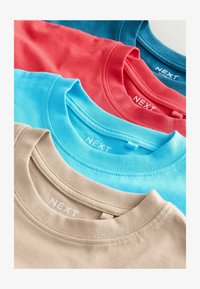 Vybrané, red blue navy neutral