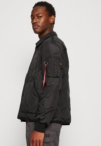 Alpha Industries JACKET - Lett jakke - black