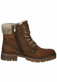 Botas marrones hasta el tobillo con un acabado texturizado, forro de piel sintética en el puño, cremallera lateral y ojales de metal para los cordones. Suela de goma para mayor tracción.