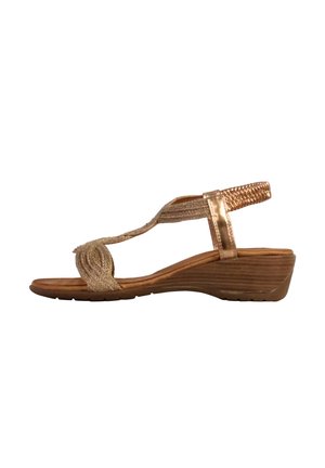 Wedge sandals - champagne