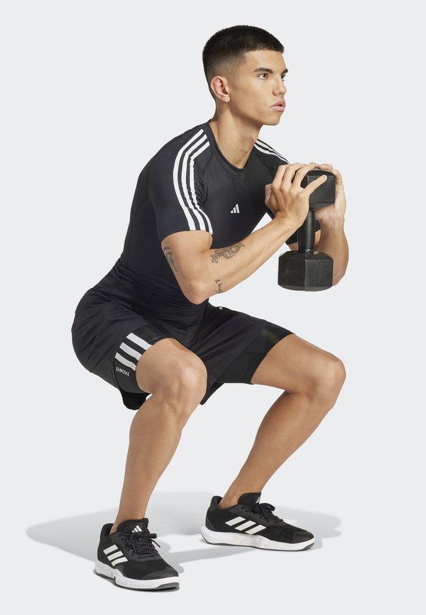 TECHFIT COMPRESSION 3-STRIPES - Sports T-shirt3