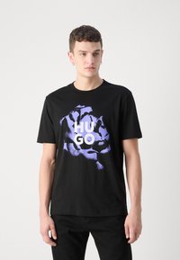 HUGO DIGNITEY - T-shirt med print - black