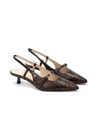 Zapatos de tacón bajo tipo slingback con punta afilada y patrón de estampado de leopardo, material de cuero suave, pequeño tacón cuadrado y correa ajustable con hebilla metálica.