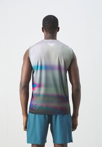 EA7 Emporio Armani Top