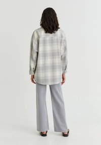 PULL&BEAR Kurtka wiosenna