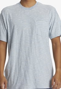 Quiksilver KENTIN  POCKET  - Jednoduché tričko - blue shadow kentin ss