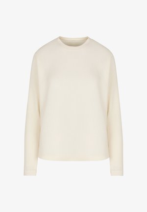 Crèmekleurige gebreide trui met lange mouwen, een ronde hals en een subtiel textuurpatroon, weergegeven op een effen witte achtergrond.