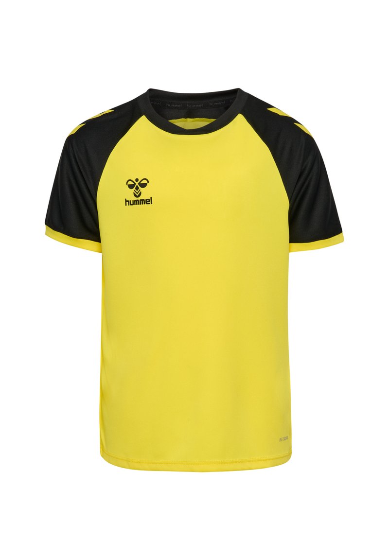 Gul og sort sportst-shirt med korte ærmer og rund halsudskæring, med sorte raglanærmer og et logo på brystet. Fremstillet af letvægtsstof.