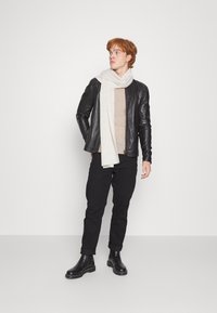 Farah BIRCHALL CREW - Camisola - oatmeal marl