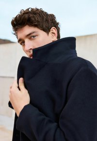 Next REGULAR FIT - Klasický kabát - navy blue