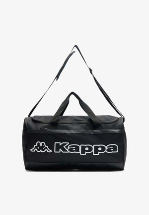 Sac de sport noir avec un extérieur durable et texturé. Il présente un logo "Kappa" blanc bien visible et deux poignées pour un transport facile.