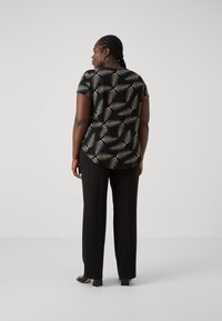 Vero Moda Curve VMCEASY  - T-Shirt print - black/kanya