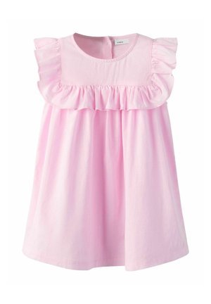 Roze katoenen jurk met een ronde halslijn, ruches aan de mouwen en een losse, vloeiende snit, voorzien van een knoopsluiting op de rug.