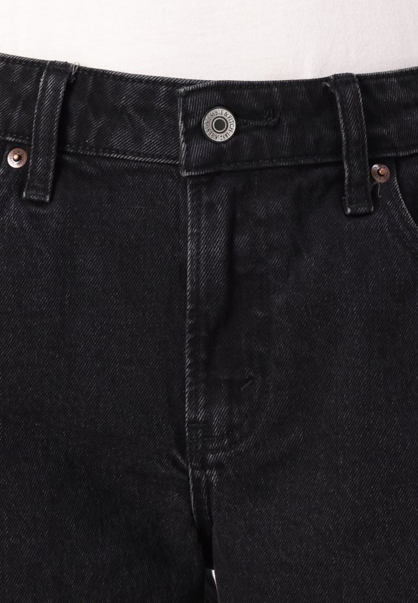 Curve Love Mid Rise A-Line Short - Denim shorts3