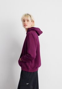 Jordan JORDAN BROOKLYN FLEECE - Felpa con cappuccio - bordeaux