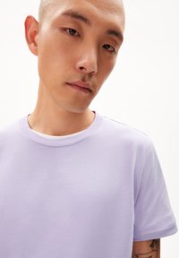 ARMEDANGELS JAAMES - T-shirt basic - lavender light