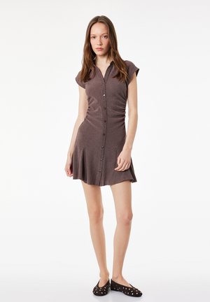 Koton MINI SHIRT DRESS . - Paitamekko - brown