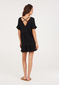 Protest PRTTHIRZA - Vestido ligero - true black