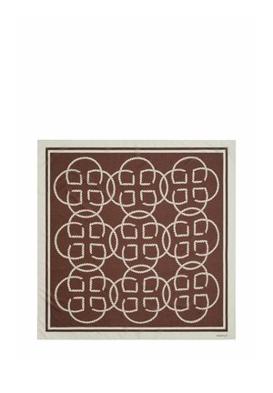Foulard carré avec un fond marron, motif de cordes crème formant des cercles et des carrés entrelacés, bordure crème et petit logo de marque dans un coin.