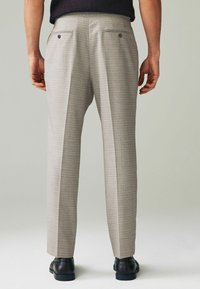 Next SIDE ADJUSTER - Chino - stone