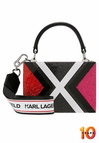 Czarna i różowa torebka brokatowa o geometrycznym wzorze. Posiada czarny uchwyt i regulowany pasek z logo "KARL LAGERFELD".