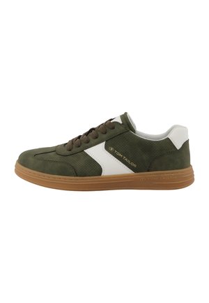 ARNALDO - Sneaker low - khaki-white