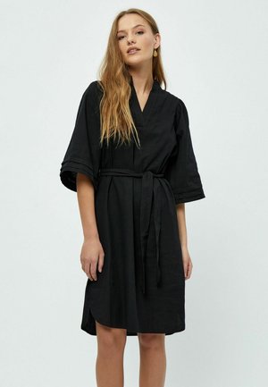 Freizeitkleid -   black