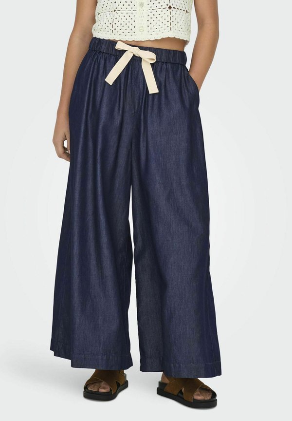 MIT WEITEM BEIN ONLBEA HOHE TAILLE - Jeans Relaxed Fit