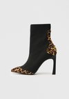 SELLY - Enkellaarsjes met hoge hak - black/multi-coloured